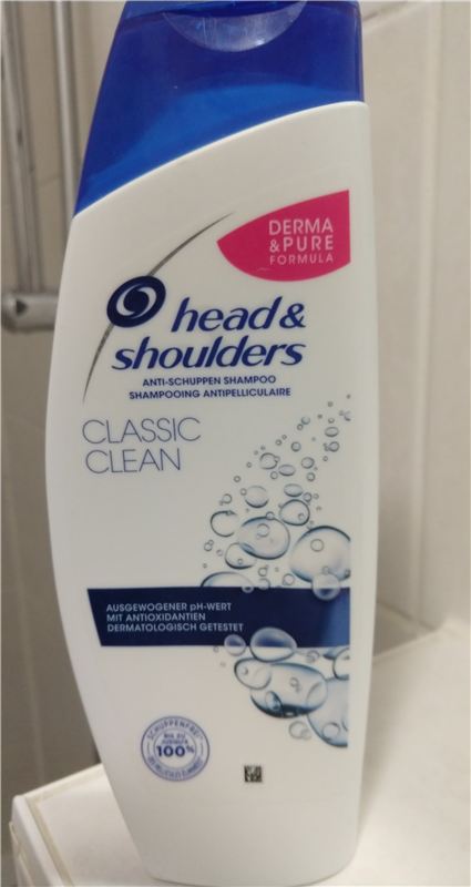 Head & Shoulders Classic Clean — flakonun ön tərəfi