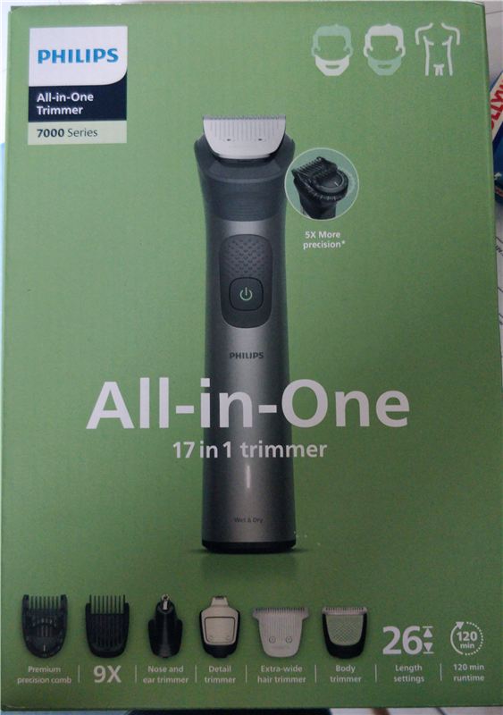 Philips All-in-One Trimmer 7000 — qutunun ön tərəfi