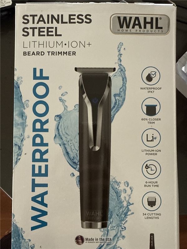 Wahl Stainless Steel Lithium Ion+ trimmer — qutunun ön tərəfi